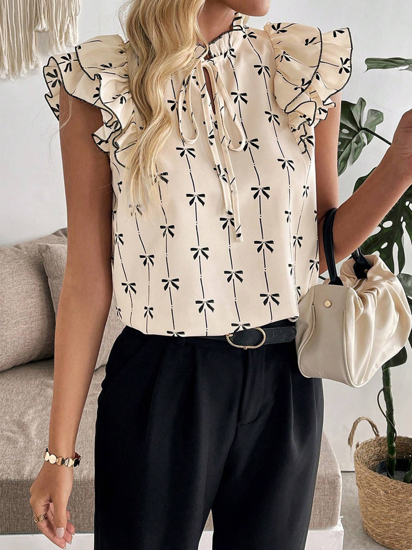 Short Sleeved Drawstring Lace Collar Shirt