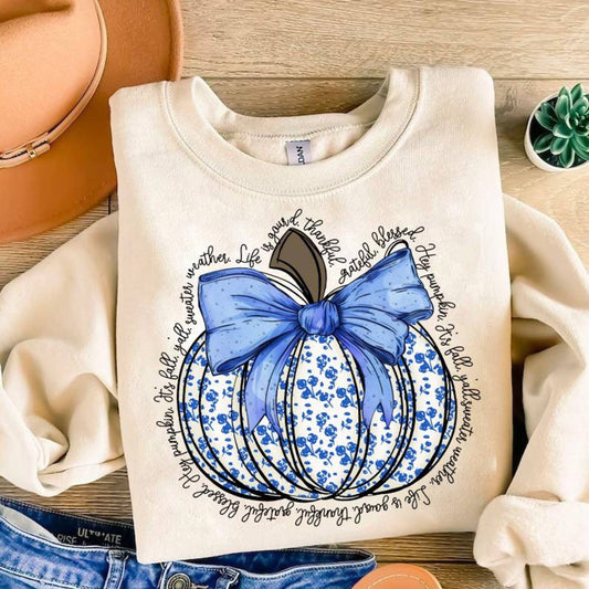 BLUE FLORAL PUMPKIN CREWNECK TEE