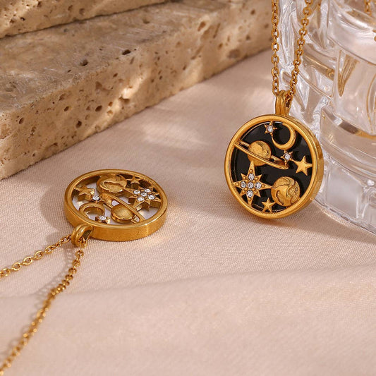 Moon Star Shell Round Pendant Necklaces DPJN2746