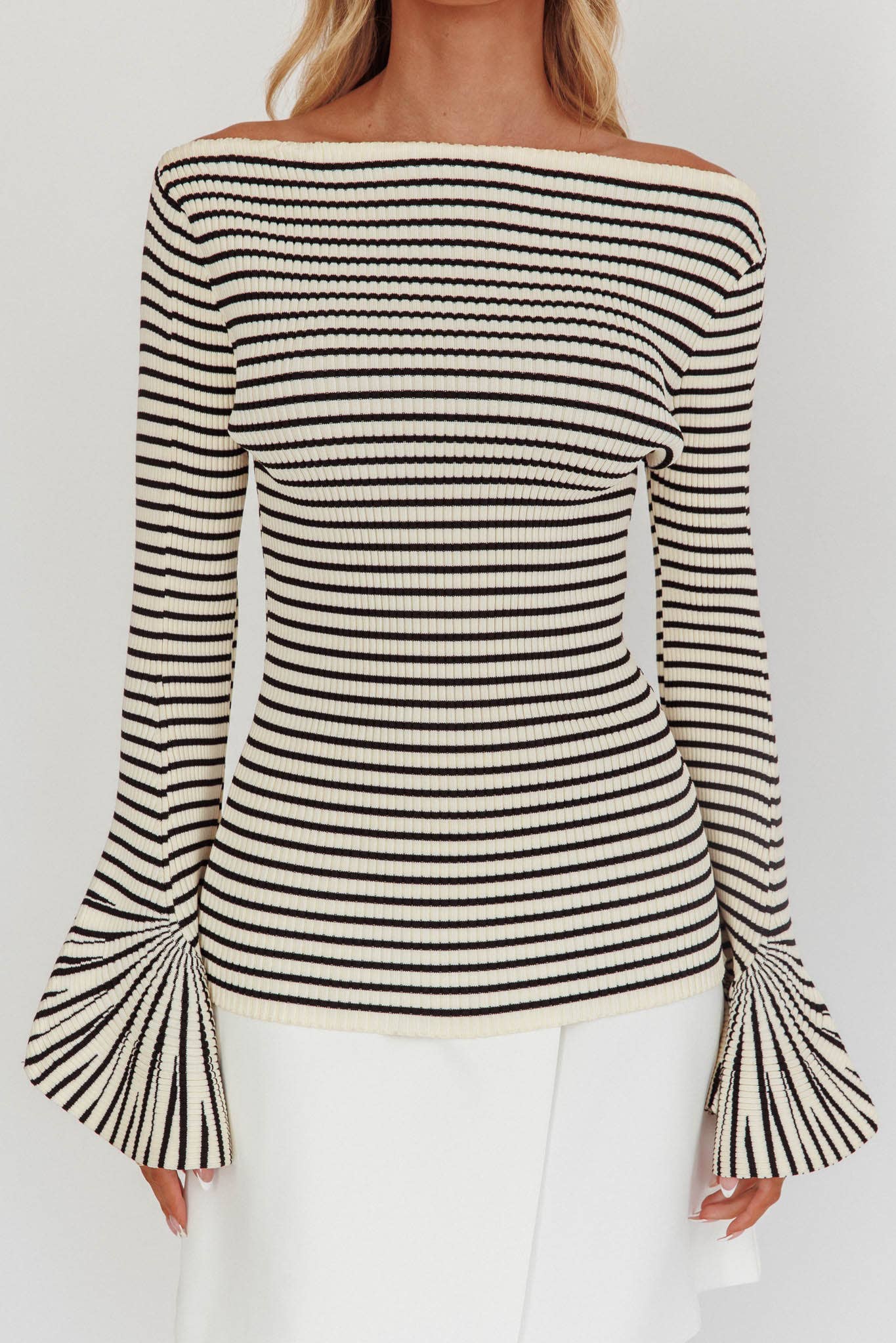 LONG SLEEVE STRIPED SWEATER