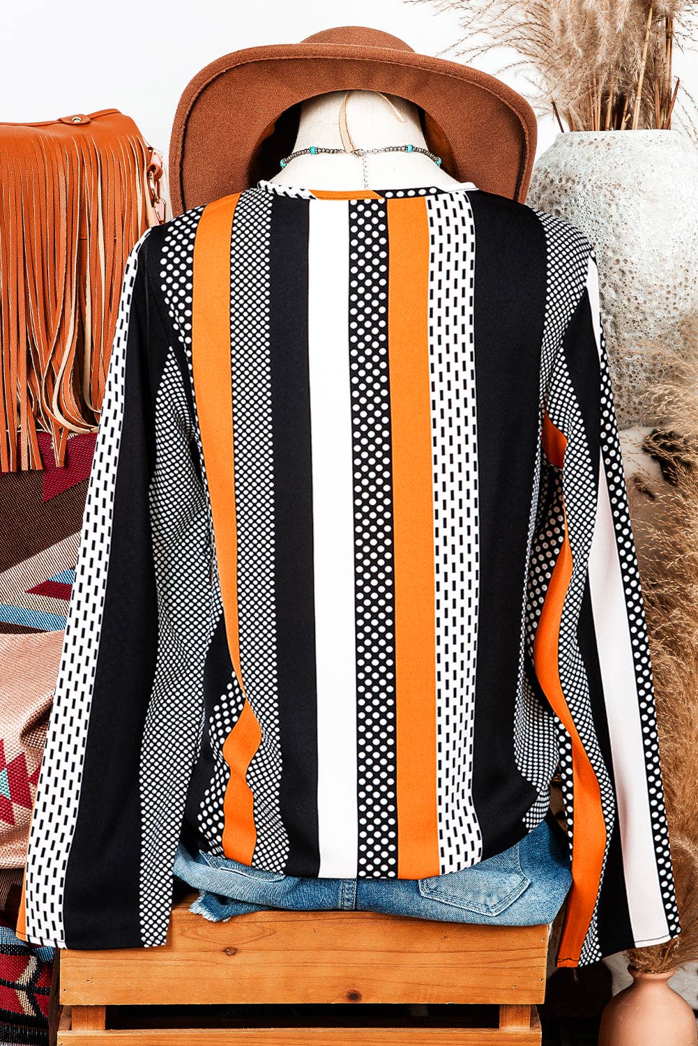 Fashion-W Geo Colorblock Notched V Neck Blouse
