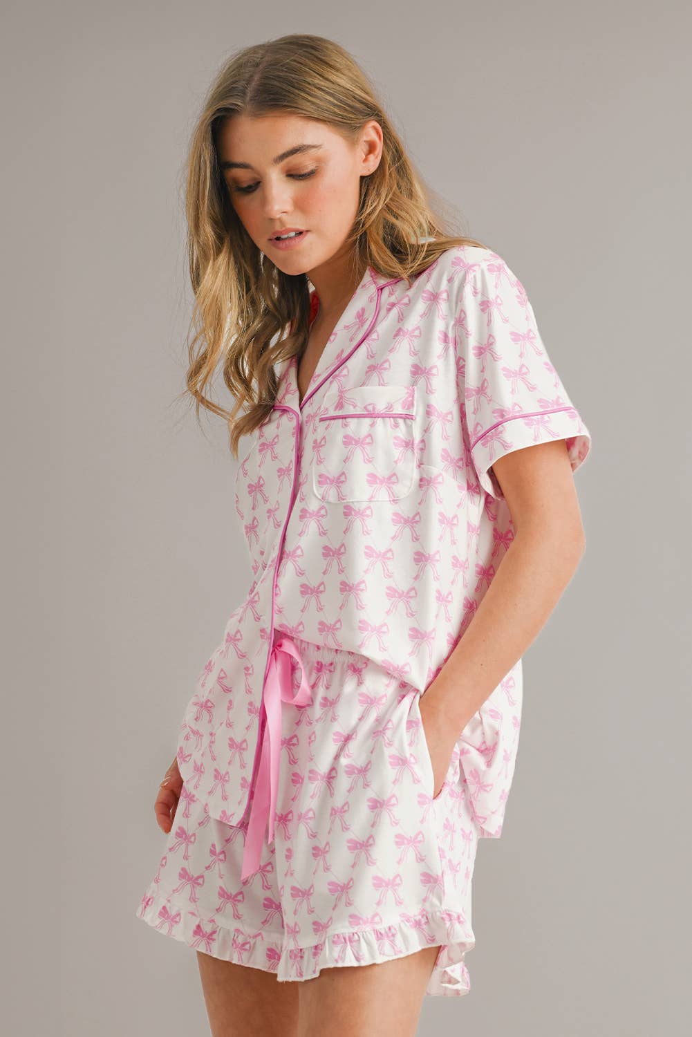 Bow Print Valentines Knot Shirts & Shorts Set